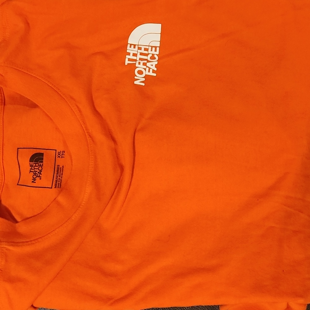 Mens XXL North Face LS Tee